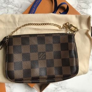 LV mini pochette accessories